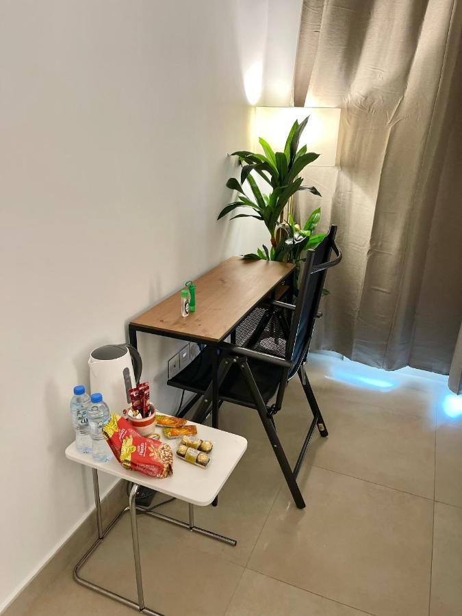 Super Elegant Studio Apartment-Sparkle Tower By Sweet Homes Dubai Esterno foto